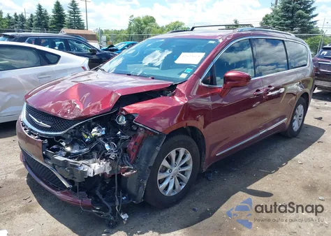 2019 Chrysler Pacifica Touring L from USA, damaged, VIN 2C4RC1BG7KR613255